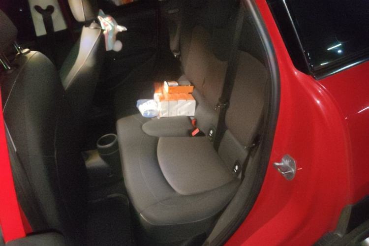 Used MINI 2020 1.5T ONE Five-Door Edition Left Rear Seat