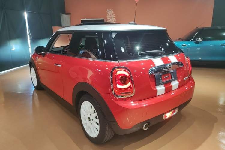 Used MINI 2020 1.5T ONE PLUS Rear Left 45 Deg