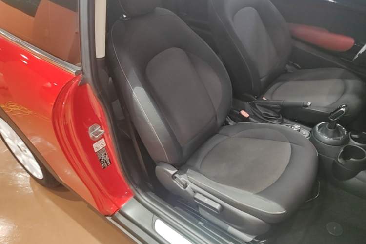 Used MINI 2020 1.5T ONE PLUS Right Front Seat