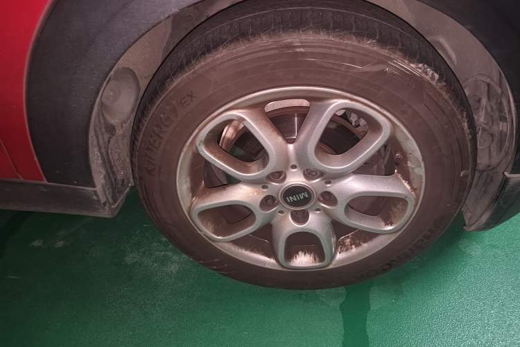 Used MINI 2020 1.5T ONE Five-Door Edition Right Front Wheel Hub