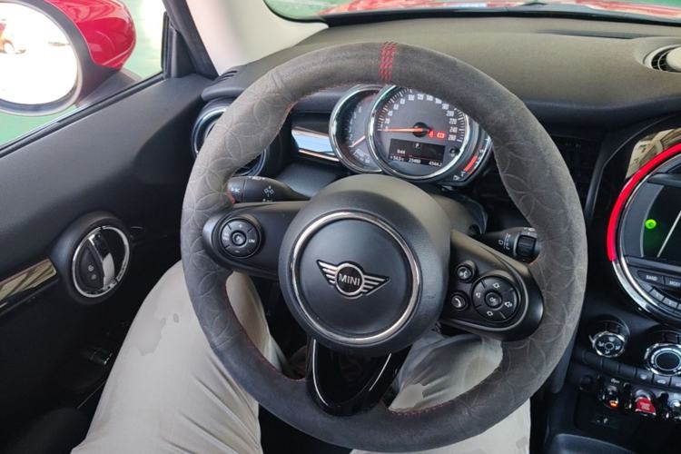 Used MINI 2020 1.5T ONE PLUS Steering Wheel