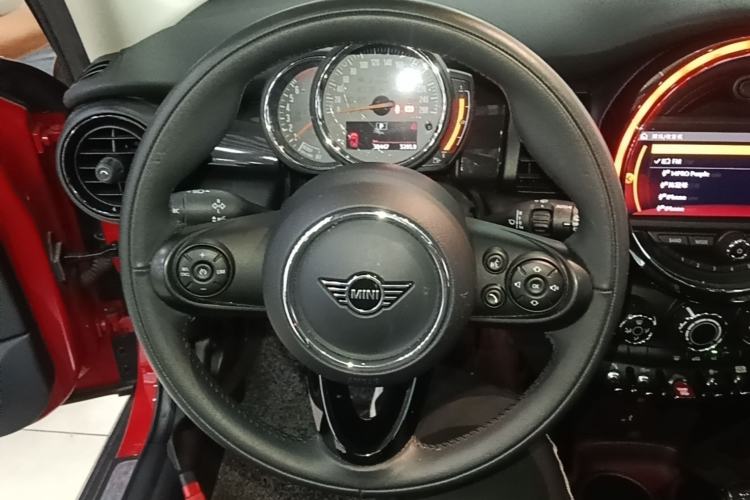 Used MINI 2020 1.5T COOPER Classic Edition Five-Door Version Steering Wheel