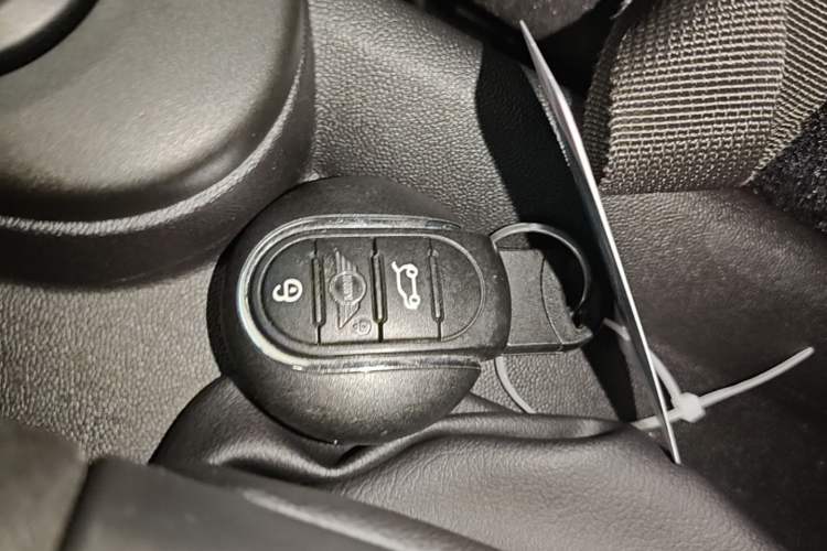 Used MINI 2020 1.5T ONE PLUS Five-Door Edition Vehicle Key