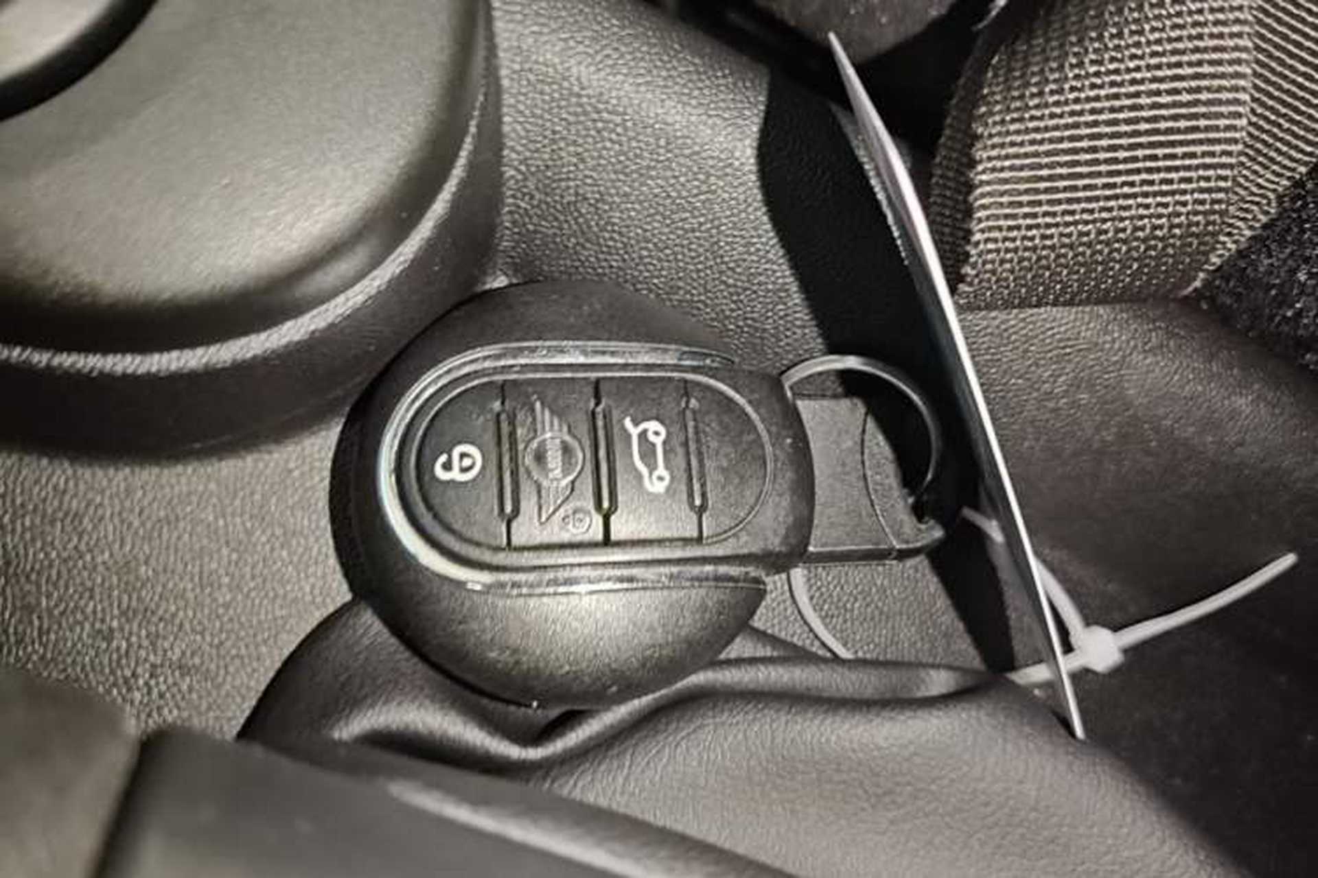 Used MINI 2020 1.5T ONE PLUS Five-Door Edition Vehicle Key