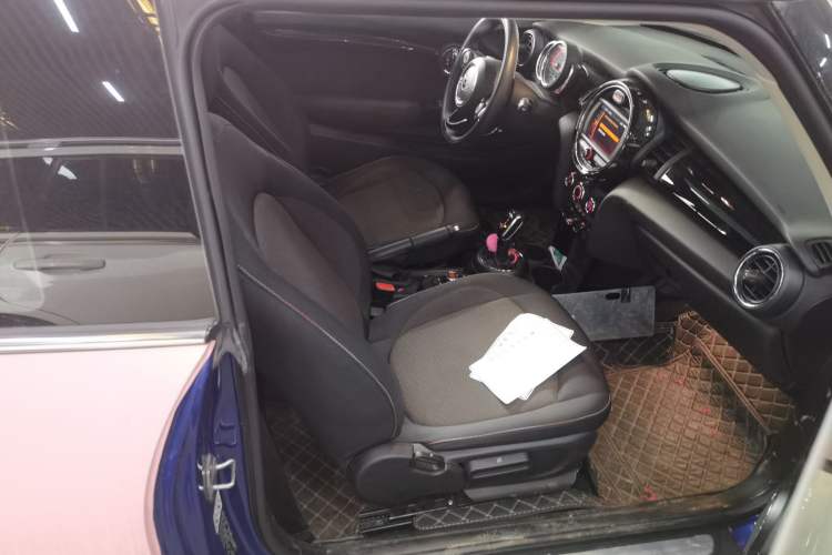 Used MINI 2020 1.5T ONE PLUS Right Front Seat