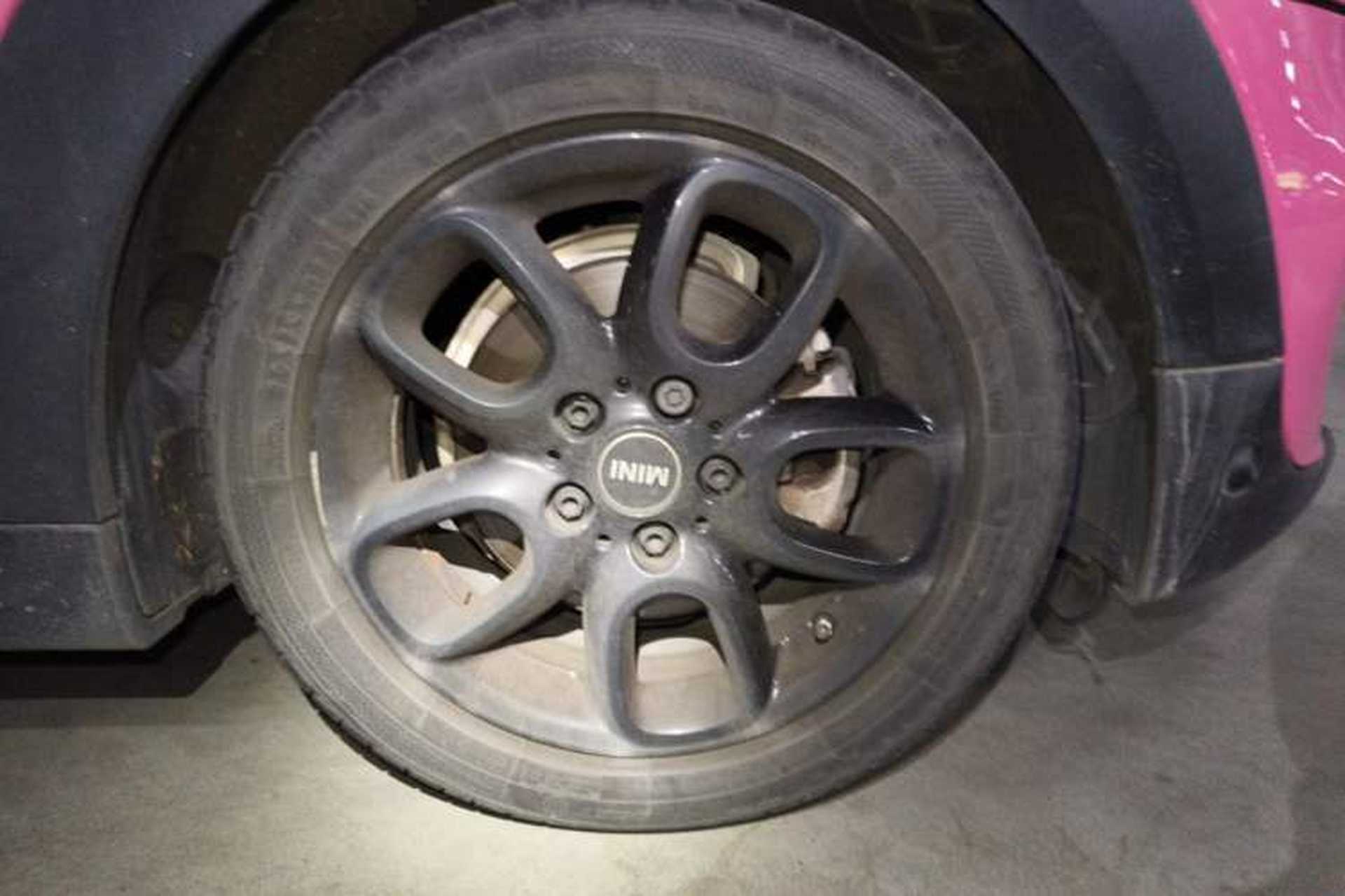 Used MINI 2020 1.5T ONE Five-Door Edition Right Front Wheel Hub