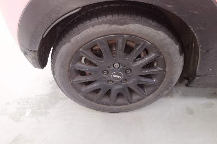 Used MINI 2020 1.5T ONE PLUS Right Rear Wheel Hub
