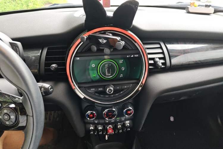 Used MINI 2020 1.5T COOPER Artist Audio And AC Panel