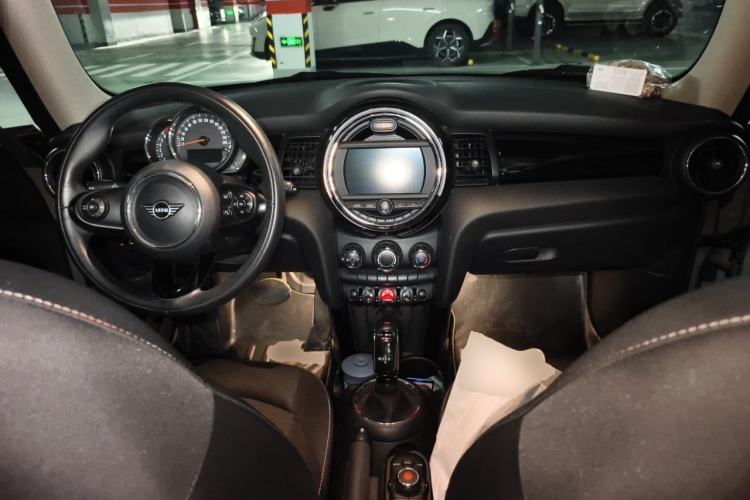 Used MINI 2020 1.5T ONE PLUS Center Console