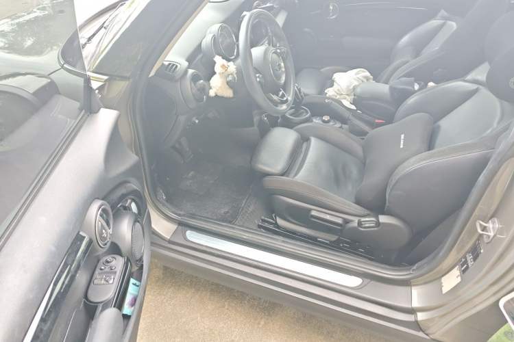 Used MINI 2020 1.5T COOPER Artist Driver Seat