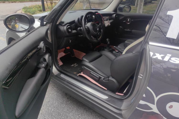 Used MINI 2020 1.5T COOPER Classic Edition Driver Seat
