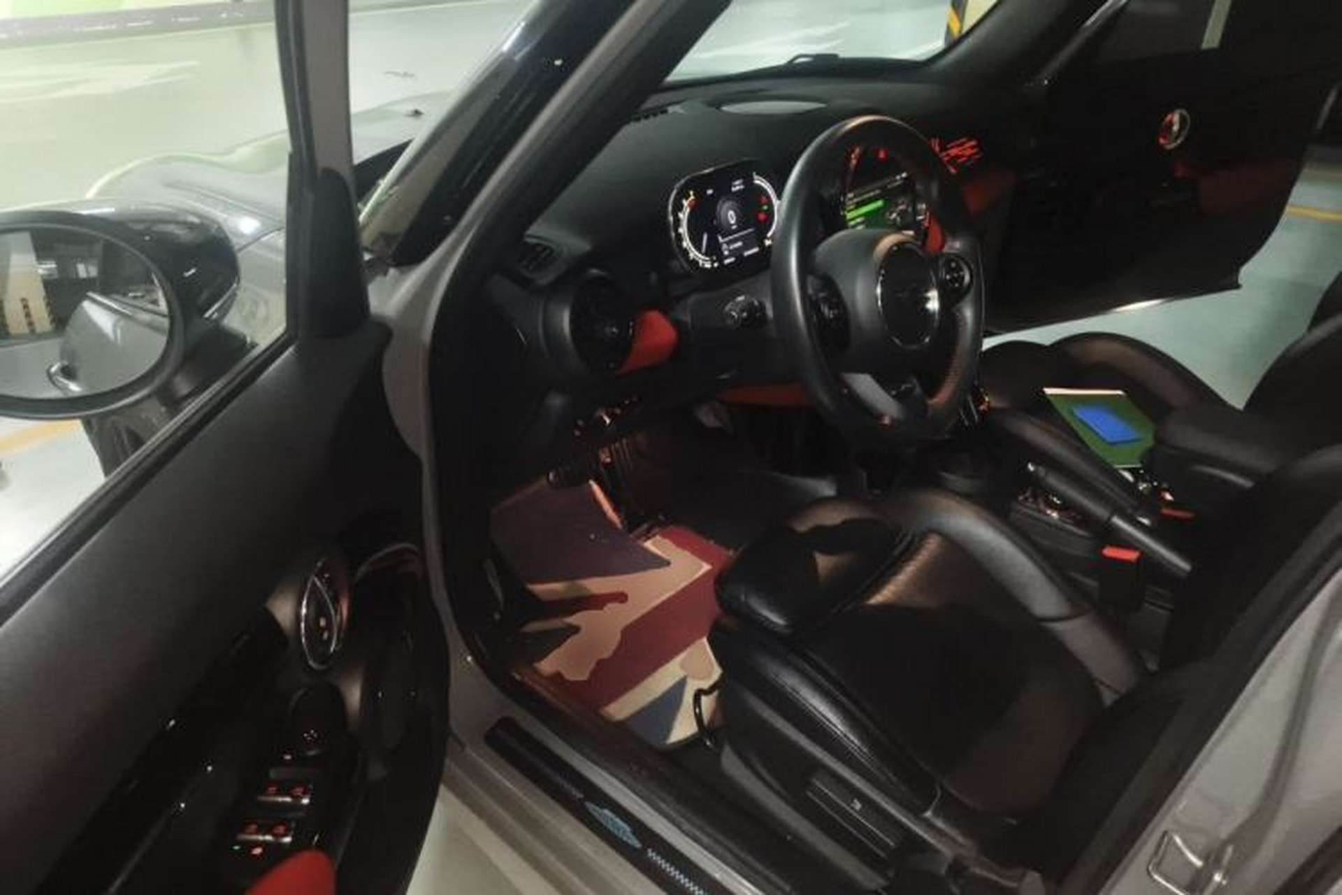 Used MINI 2020 1.5T COOPER Racing Edition Five-Door Version Driver Seat