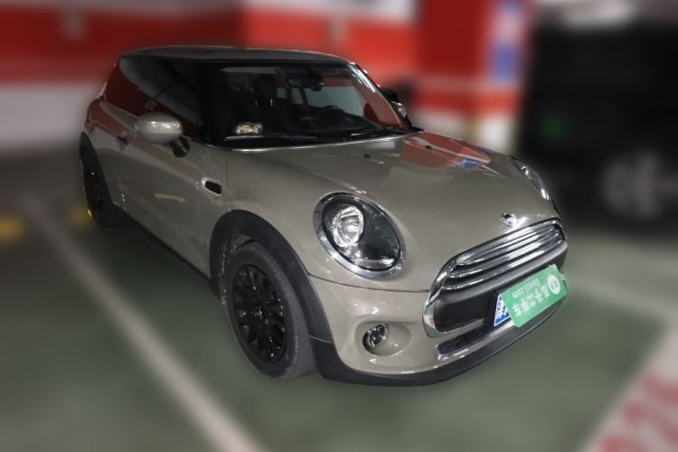 Used MINI 2020 1.5T ONE PLUS Front Right 45 Deg