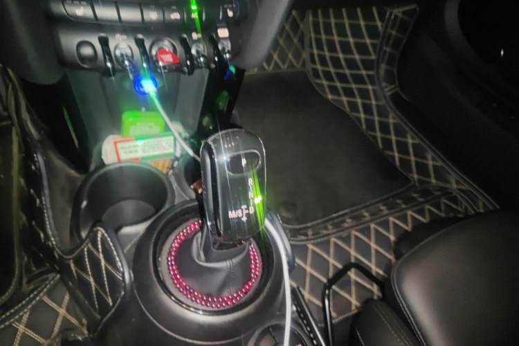 Used MINI 2020 1.5T COOPER Classic Edition Gear Lever