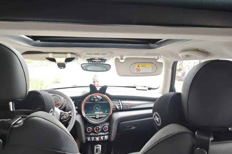 Used MINI 2020 1.5T COOPER Artist Headliner