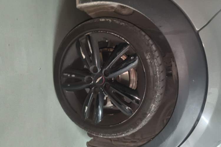Used MINI 2020 1.5T COOPER Racing Edition Five-Door Version Right Front Wheel Hub