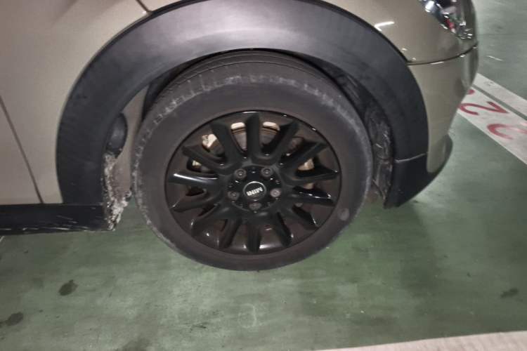 Used MINI 2020 1.5T ONE PLUS Right Front Wheel Hub