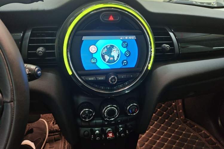 Used MINI 2020 1.5T ONE PLUS Audio And AC Panel