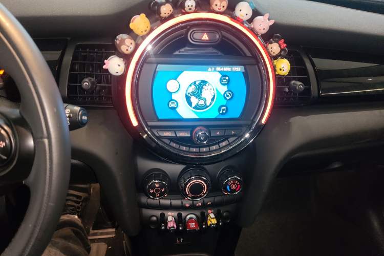Used MINI 2020 1.5T ONE PLUS Audio And AC Panel