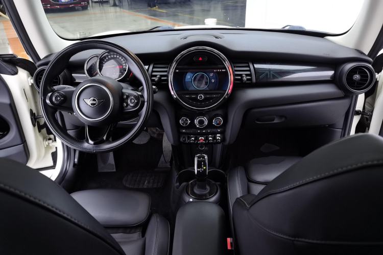 Used MINI 2020 1.5T COOPER Classic Edition Center Console