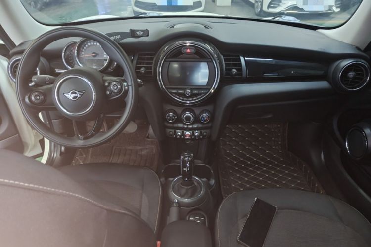 Used MINI 2020 1.5T ONE PLUS Center Console