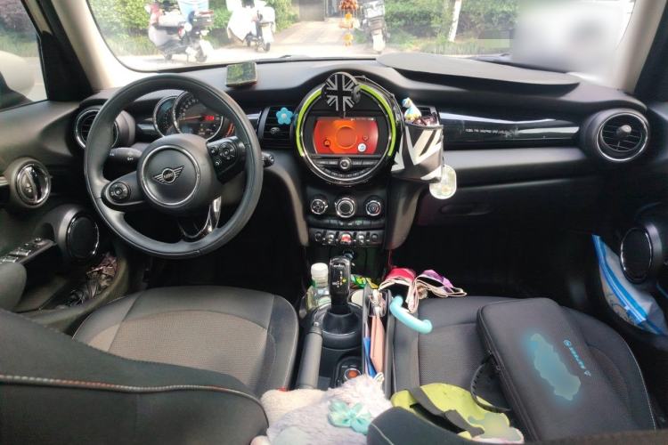 Used MINI 2020 1.5T ONE PLUS Five-Door Edition Center Console