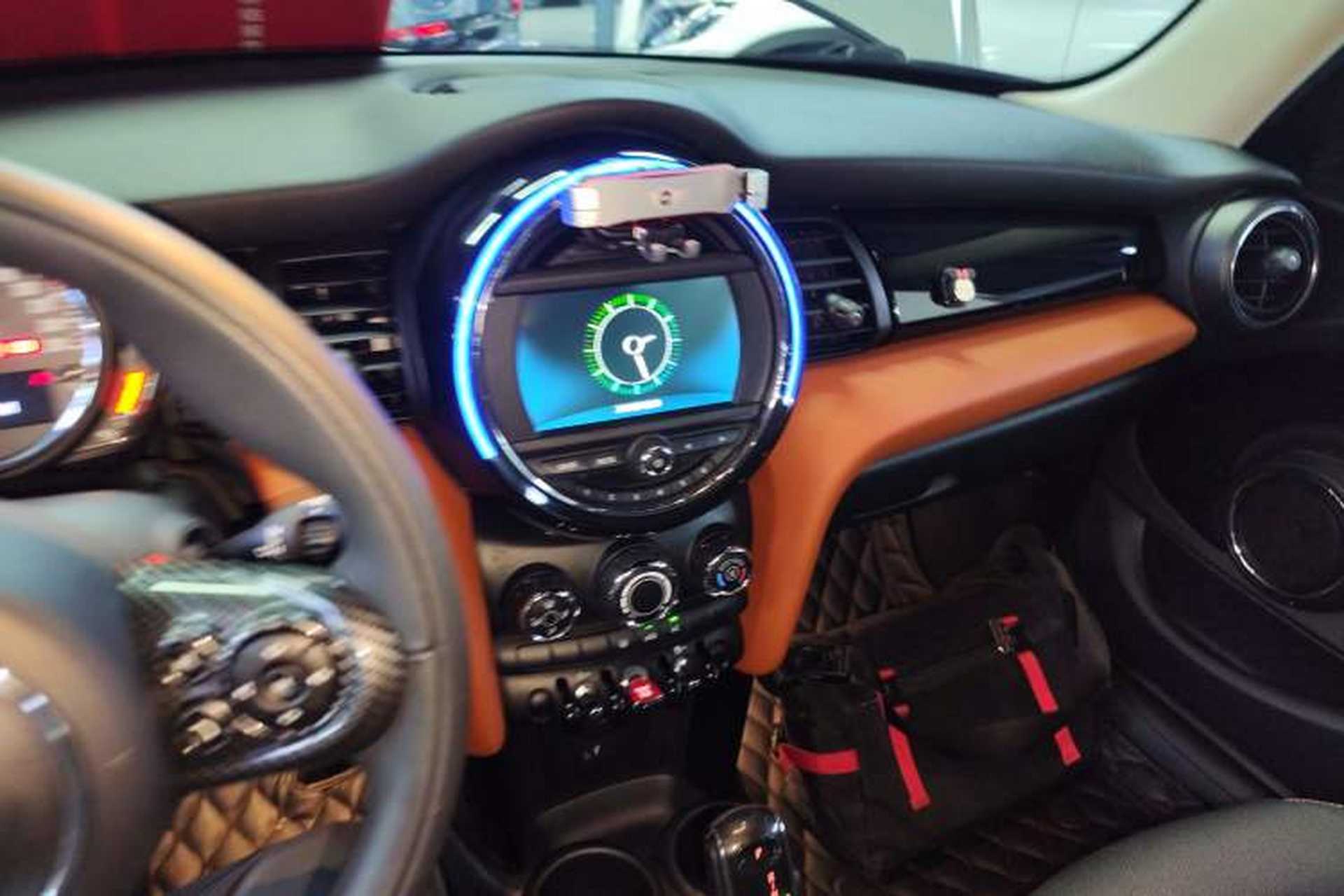 Used MINI 2020 1.5T ONE PLUS Five-Door Edition Center Console