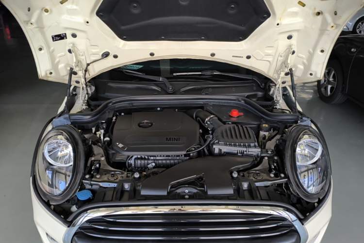 Used MINI 2020 1.5T ONE PLUS Engine Bay