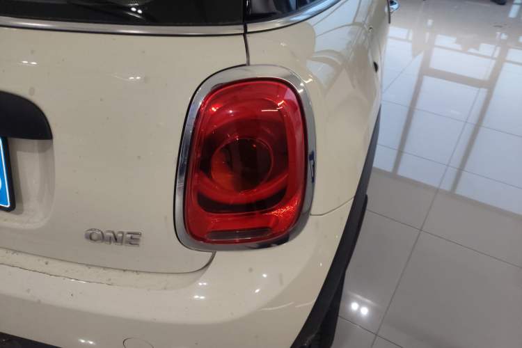 Used MINI 2020 1.5T ONE PLUS Exterior 3