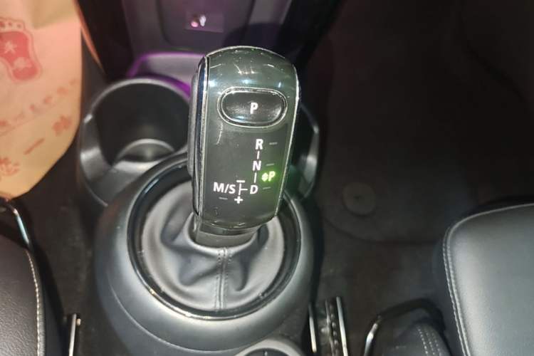 Used MINI 2020 1.5T COOPER Classic Edition Gear Lever
