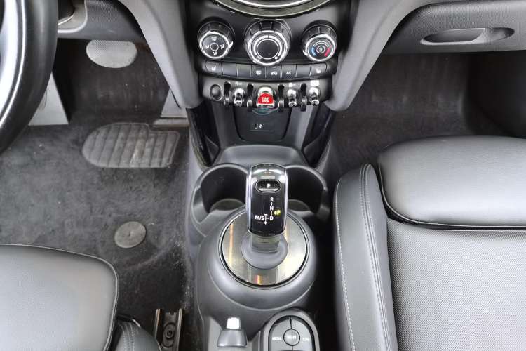 Used MINI 2020 1.5T COOPER Classic Edition Gear Lever