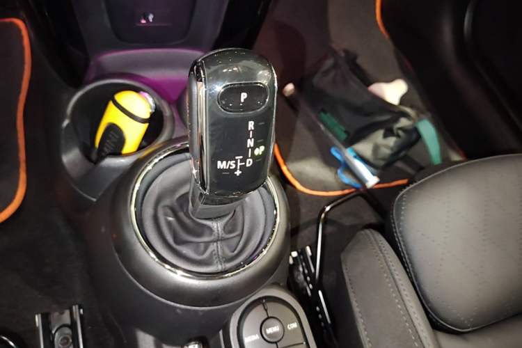 Used MINI 2020 1.5T COOPER Artist Gear Lever