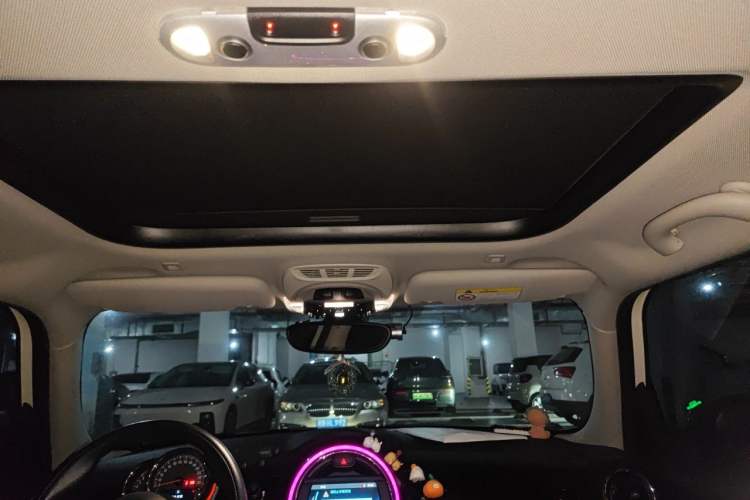 Used MINI 2020 1.5T ONE PLUS Five-Door Edition Headliner