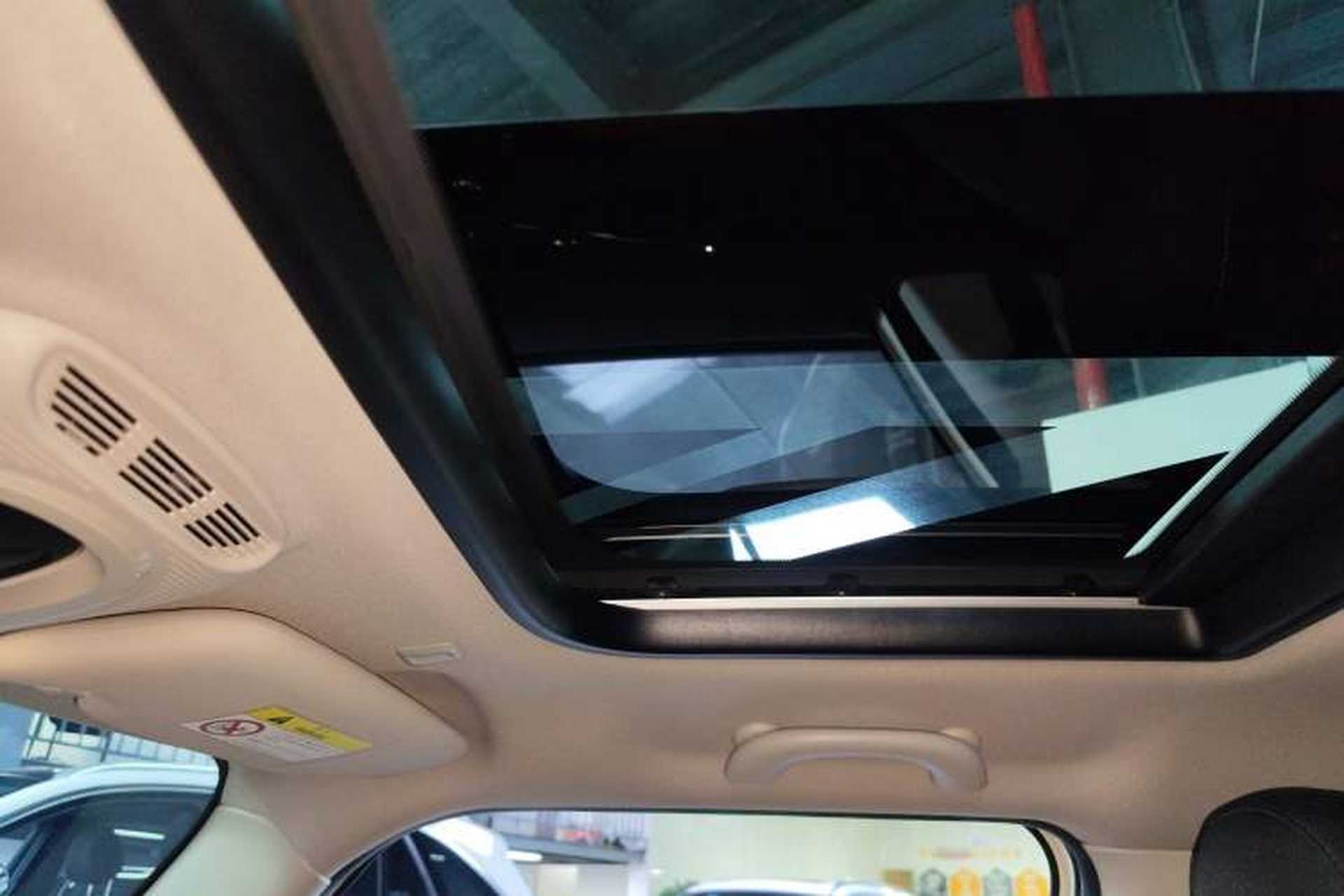 Used MINI 2020 1.5T ONE PLUS Five-Door Edition Headliner