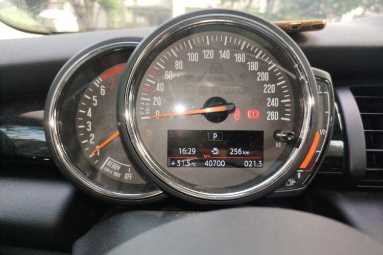 Used MINI 2020 1.5T ONE PLUS Five-Door Edition Instrument Cluster
