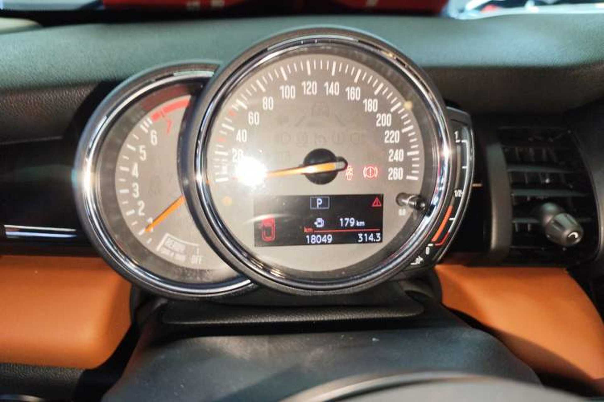 Used MINI 2020 1.5T ONE PLUS Five-Door Edition Instrument Cluster