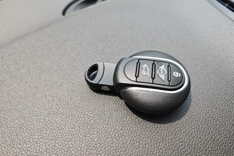 Used MINI 2020 1.5T COOPER Classic Edition Five-Door Version Interior 1