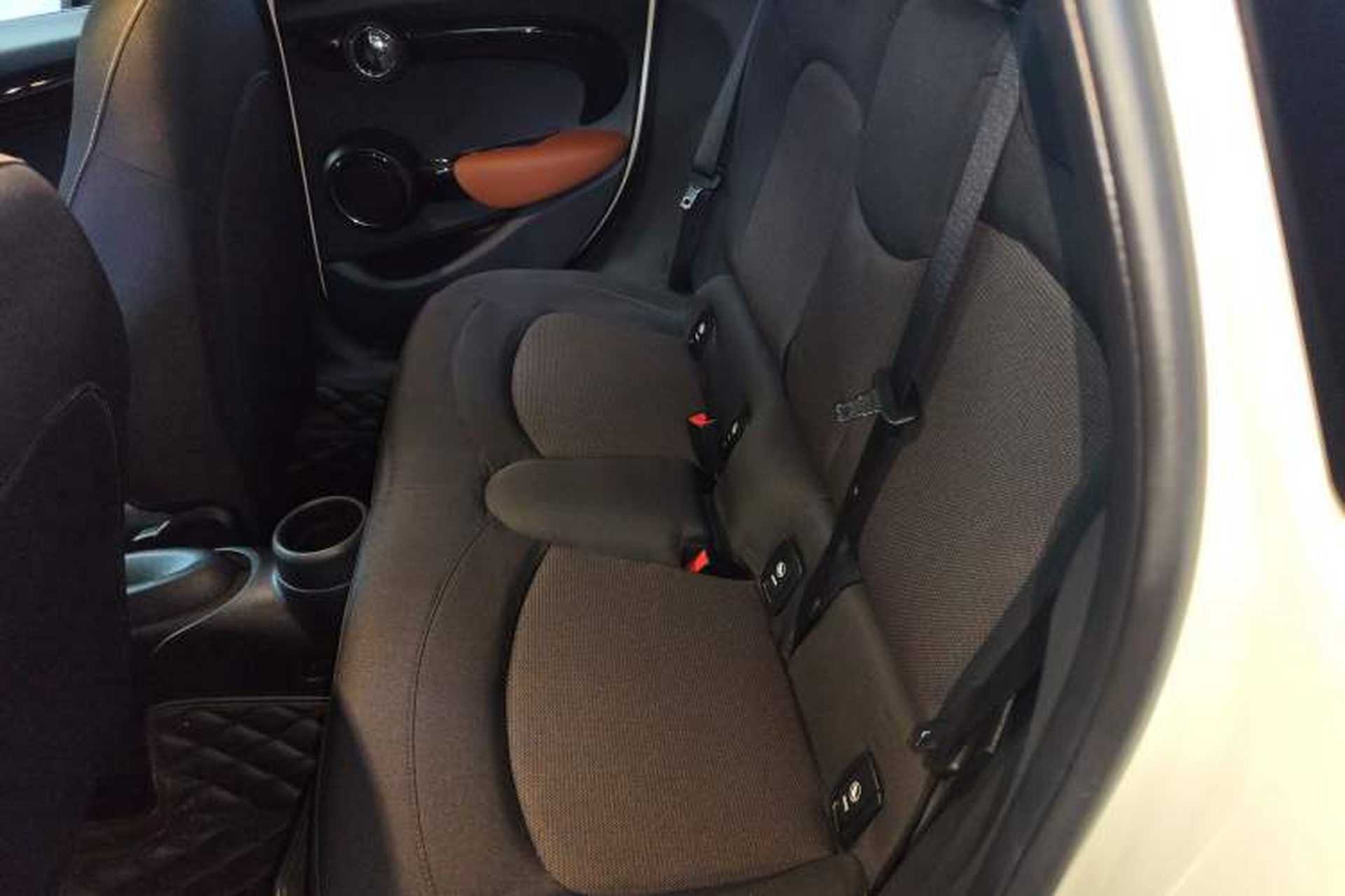 Used MINI 2020 1.5T ONE PLUS Five-Door Edition Left Rear Seat