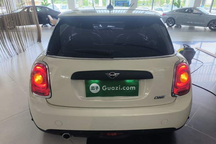 Used MINI 2020 1.5T ONE PLUS Rear