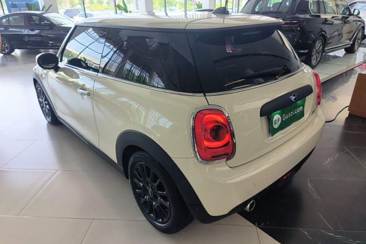 Used MINI 2020 1.5T ONE PLUS Rear Left 45 Deg