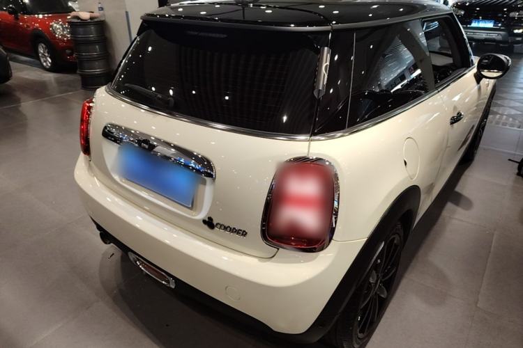 Used MINI 2020 1.5T COOPER Artist Rear Right 45 Deg
