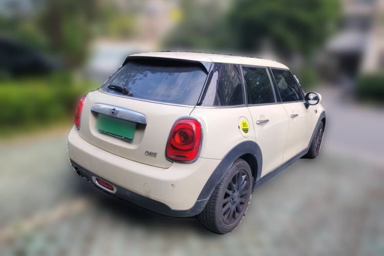 Used MINI 2020 1.5T ONE PLUS Five-Door Edition Rear Right 45 Deg