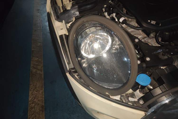 Used MINI 2020 1.5T ONE PLUS Five-Door Edition Right Front Headlight