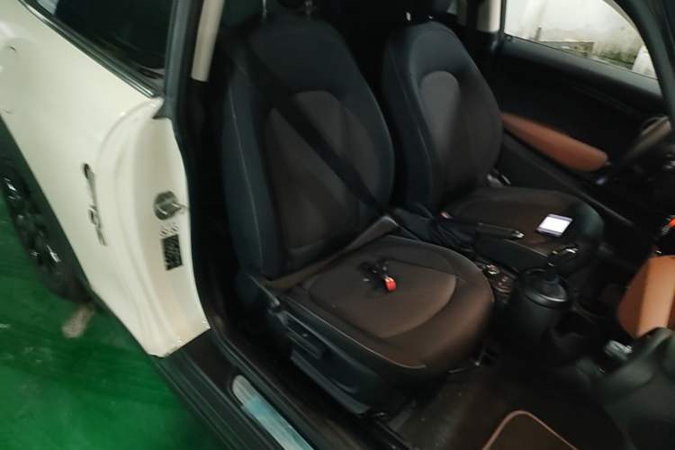 Used MINI 2020 1.5T ONE PLUS Right Front Seat