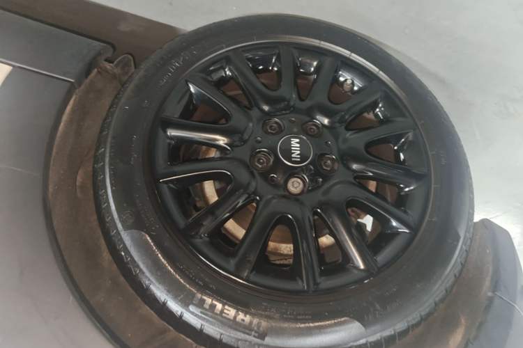 Used MINI 2020 1.5T COOPER Classic Edition Right Rear Wheel Hub