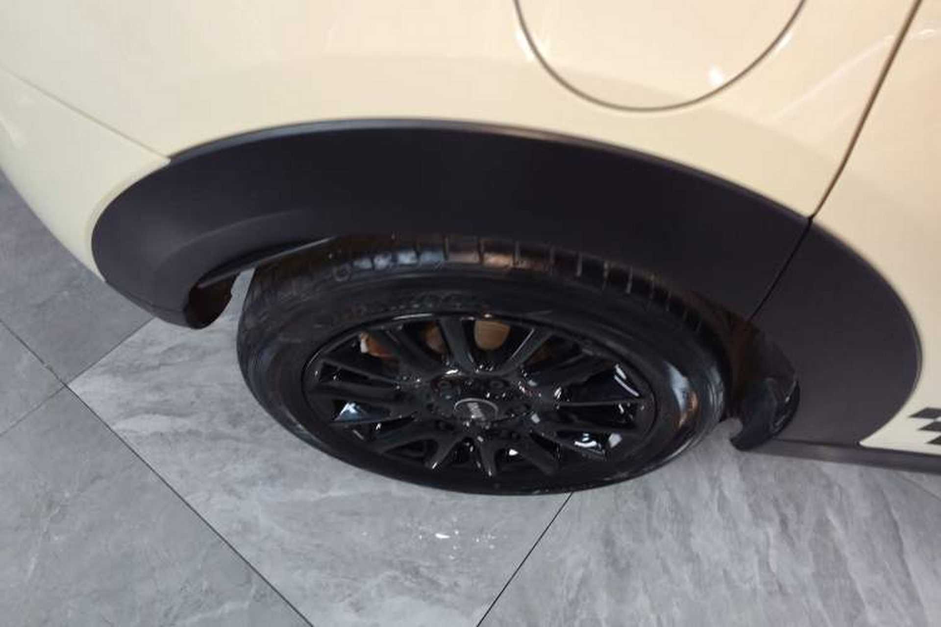 Used MINI 2020 1.5T ONE PLUS Five-Door Edition Right Rear Wheel Hub