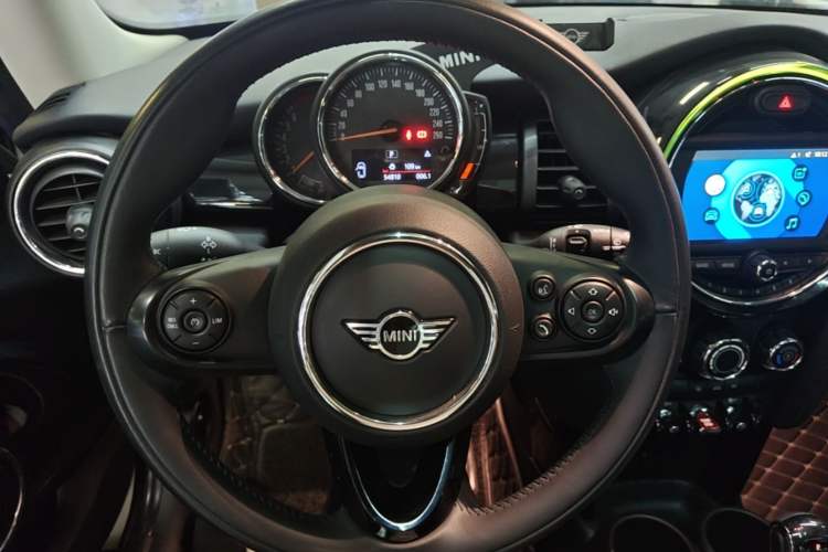 Used MINI 2020 1.5T ONE PLUS Steering Wheel