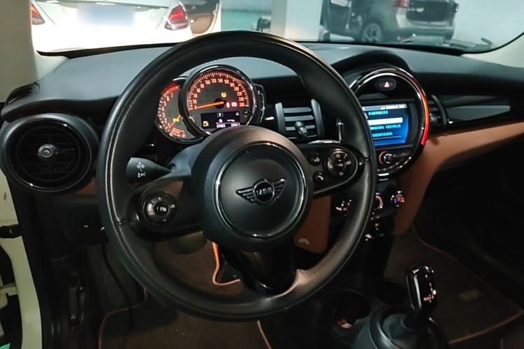 Used MINI 2020 1.5T ONE PLUS Steering Wheel