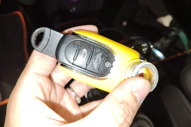 Used MINI 2020 1.5T COOPER Artist Vehicle Key