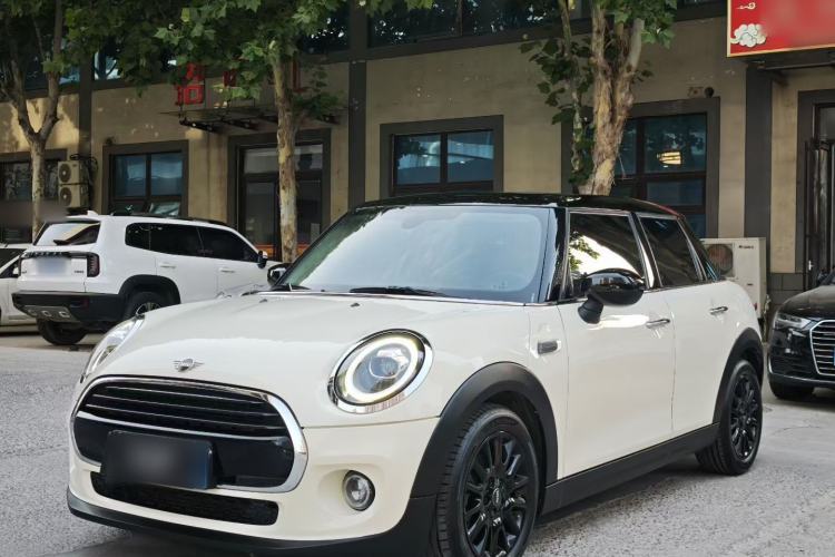 Used MINI 2020 1.5T COOPER Classic Edition Five-Door Version Guazi used car, China used car export, Used car for sale, Used cars, Cheapest cars for sale